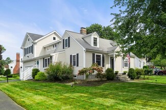 27 Stafford Rd, Danvers, MA 01923
