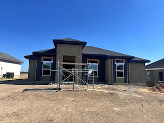 3223 Ethel Dr, Eagle Pass, TX 78852