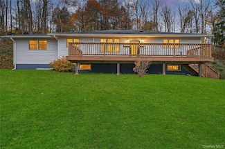 1041 Hurd Rd, Swan Lake, NY 12783
