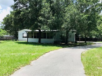 2070 SE Us Highway 41, Morriston, FL 32668