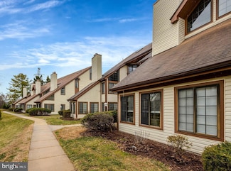 6031D Curtier Dr Unit D, Alexandria, VA 22310