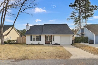 138 Manchester Rd, Summerville, SC 29483