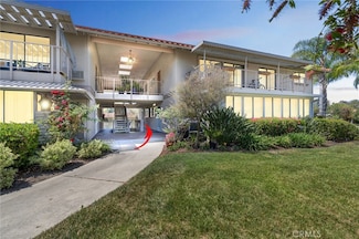 879 Via Mendoza Unit B, Laguna Woods, CA 92637