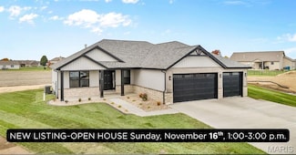 6 Grant Ct, Troy, IL 62294