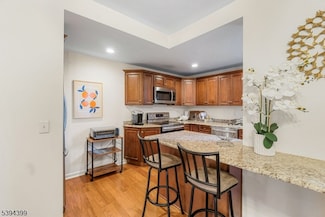 50 Glenwood Ave, Jersey City, NJ 07306