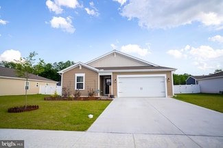 62 New England Dr, Felton, DE 19943