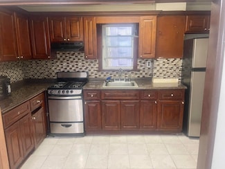 200 Hutton St Unit 1, Jersey City, NJ 07307