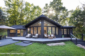 83 Sages Loop Rd, Kerhonkson, NY 12446