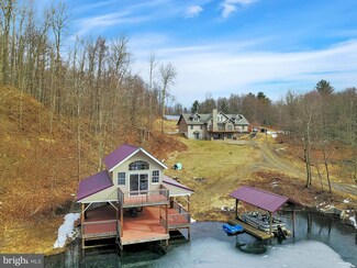 251 Black Diamond Rd, Branchdale, PA 17923
