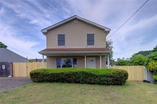 62 S 21st St, Wyandanch, NY 11798