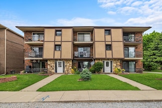 6910 W Crandall Ave Unit 3, Worth, IL 60482
