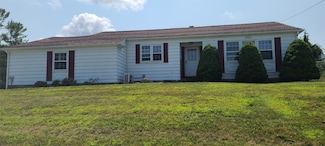 1605 Skyline Dr, Erie, PA 16509