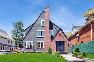 150-11 84th Dr, Jamaica, NY 11432