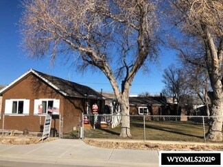 411 W Davis St, Rawlins, WY 82301