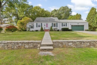 109 Fullerton Ave, Whitman, MA 02382
