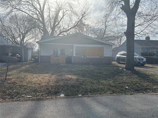9 Helen Ct, East Saint Louis, IL 62206