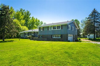297 N Greece Rd, Hilton, NY 14468