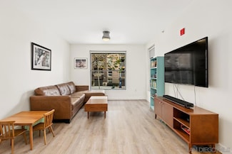 1150 J St Unit 202, San Diego, CA 92101