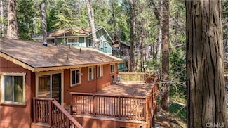 926 Berne Dr, Crestline, CA 92325
