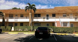 9911 Sandalfoot Blvd Unit 112, Boca Raton, FL 33428