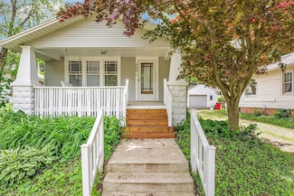 405 W Stanage Ave, Champaign, IL 61820