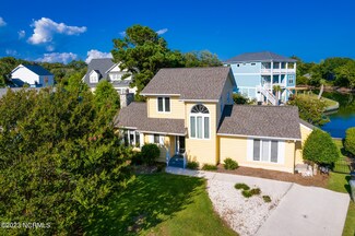 205 Sandhill Crane Ct, Emerald Isle, NC 28594