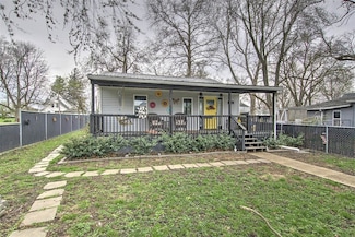 205 N Poplar St, Assumption, IL 62510