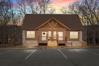 15 Olivia Ct Unit 102b, Branson West, MO 65737