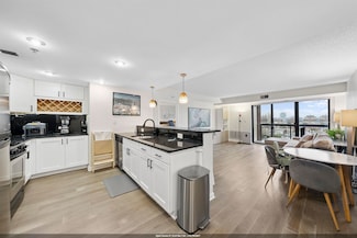 700 1st St Unit 14F, Hoboken, NJ 07030