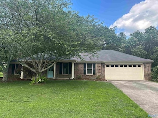 101 Featherstone Ln SE, Owens Cross Roads, AL 35763