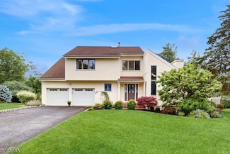 51 Ditmars Cir, Hillsborough, NJ 08844