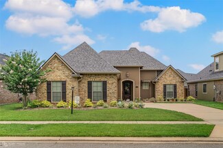 1107 Creole Dr, Bossier City, LA 71111