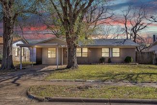 1328 E Park Dr, Mesquite, TX 75149