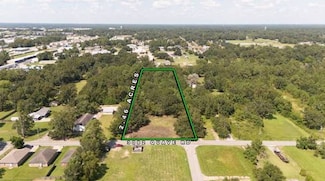 3082 Quave Rd, Diberville, MS 39540