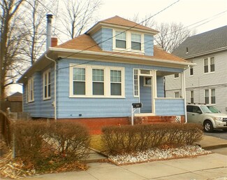 223 Laurens St, Cranston, RI 02910