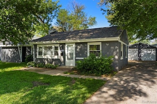 11078 Cornell St, Taylor, MI 48180