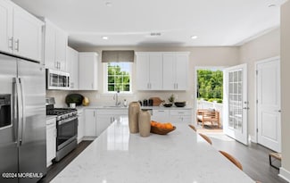 73 Crimson Dr, Manalapan, NJ 07726