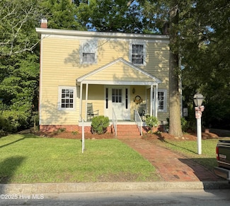 212 S Main St, Bath, NC 27808
