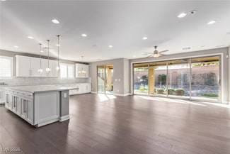 8797 Pinley Spring St, Las Vegas, NV 89113