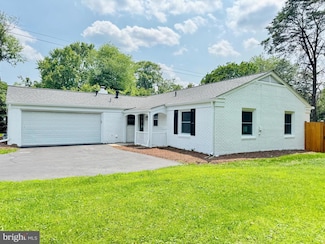 5933 Westridge Ct, Alexandria, VA 22310