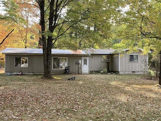 872 S Ransom Rd, White Cloud, MI 49349