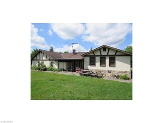 7515 Mclellan Dr, Bedford, OH 44146