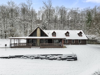 9588 Akes Hill Rd, Dillsboro, IN 47018