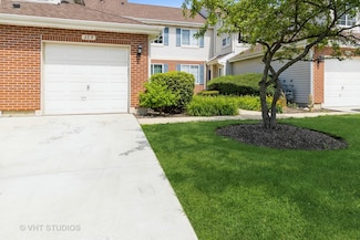 279 Camel Bend Ct Unit 4, Schaumburg, IL 60194