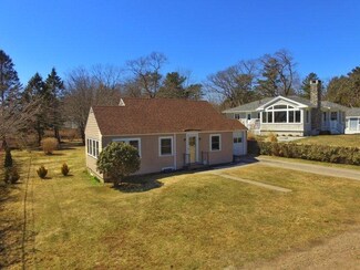 12 Shoalsview Dr, Rye, NH 03870