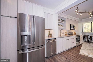 1805 Crystal Dr Unit 403S, Arlington, VA 22202