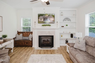 176 Lowery Ln, Benson, NC 27504