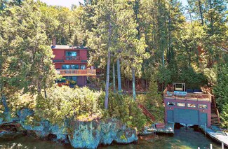221 Damon Dr, Alton, NH 03809