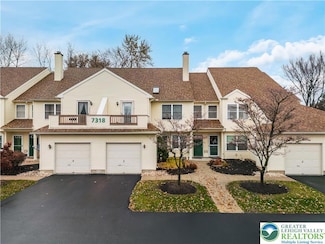 7318 Sauerkraut Ln Unit E, MacUngie, PA 18062
