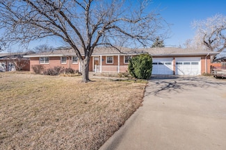 2215 Beech Ln, Pampa, TX 79065
